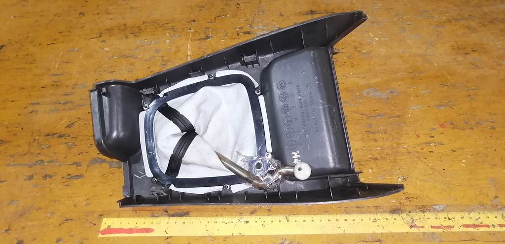 консоль кпп Subaru Impreza