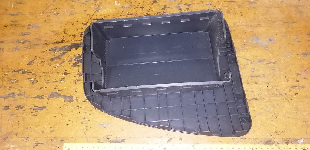 airbag пассажирский Suzuki Solio