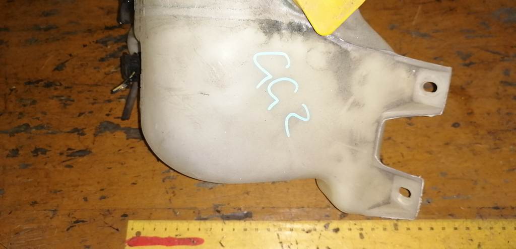 бачок омывателя Subaru Impreza