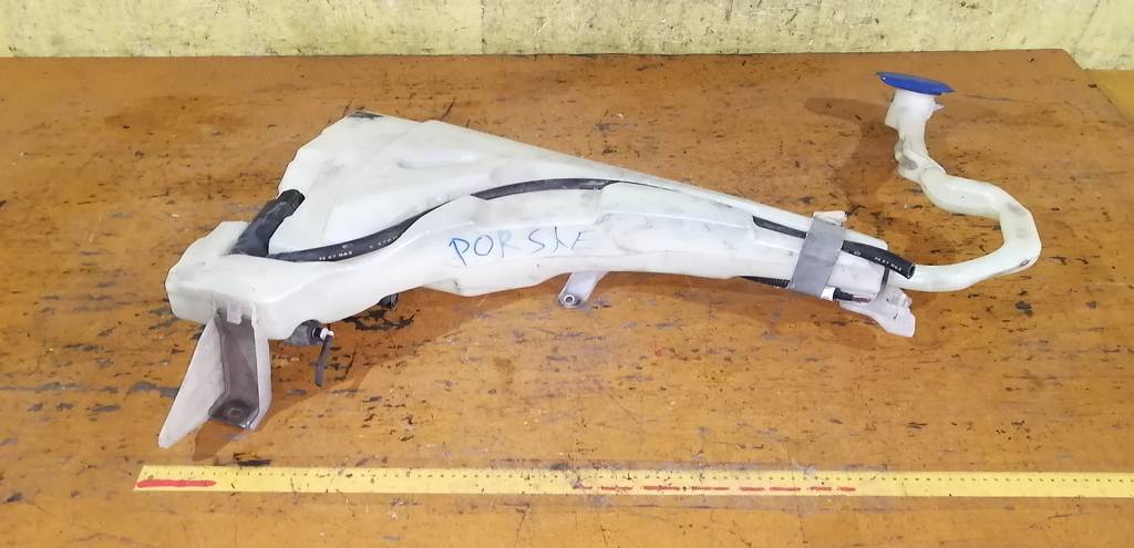 бачок омывателя Porsche Cayenne