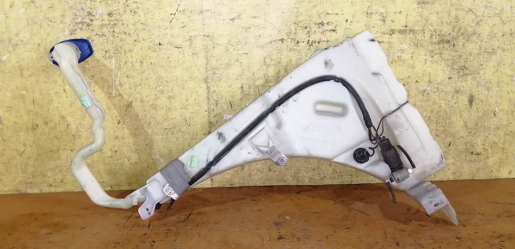 бачок омывателя Porsche Cayenne