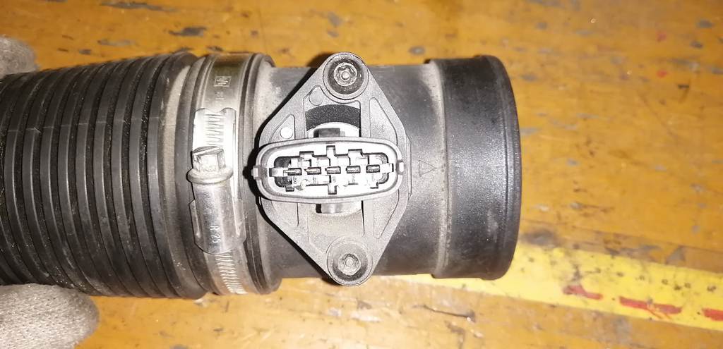 датчик расхода воздуха Porsche Cayenne