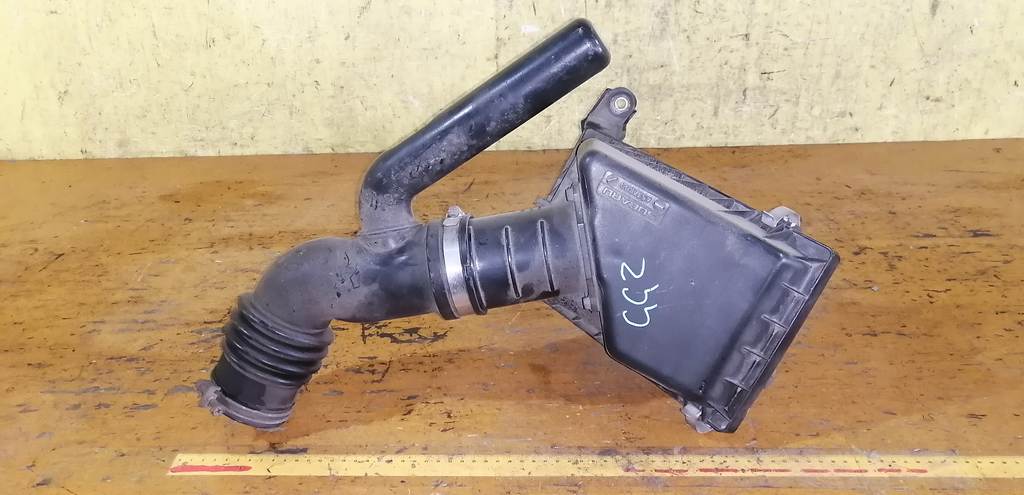 корпус воздушного фильтра Subaru Impreza