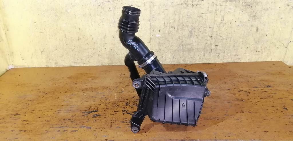 корпус воздушного фильтра Subaru Impreza