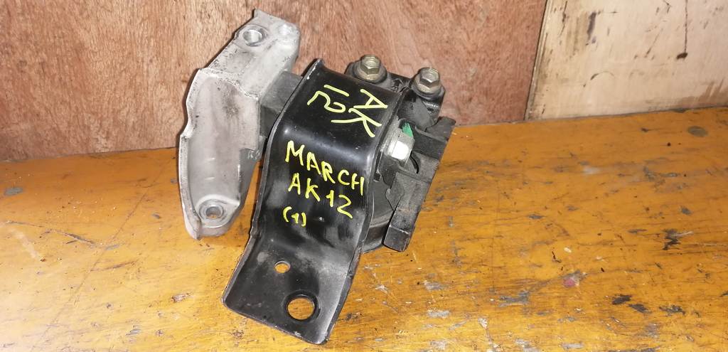 подушка двигателя Nissan March