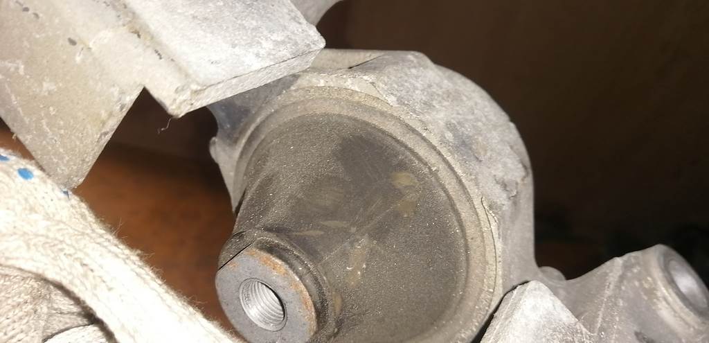 подушка двигателя Nissan Dualis