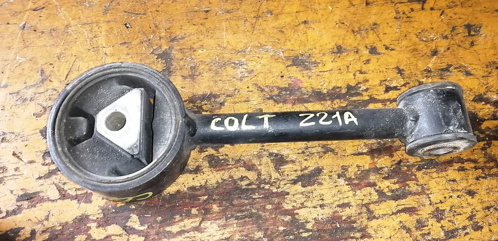 подушка двигателя Mitsubishi Colt