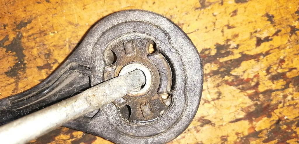 подушка двигателя Subaru Impreza