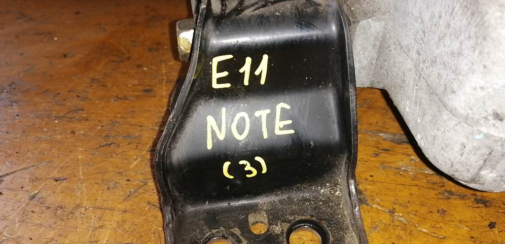 подушка двигателя Nissan Note