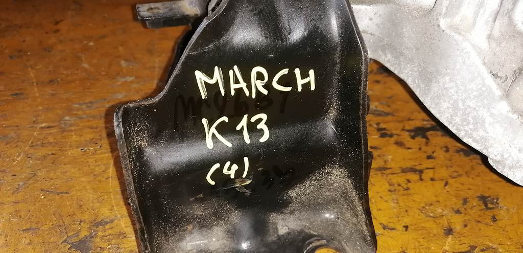 подушка двигателя Nissan March