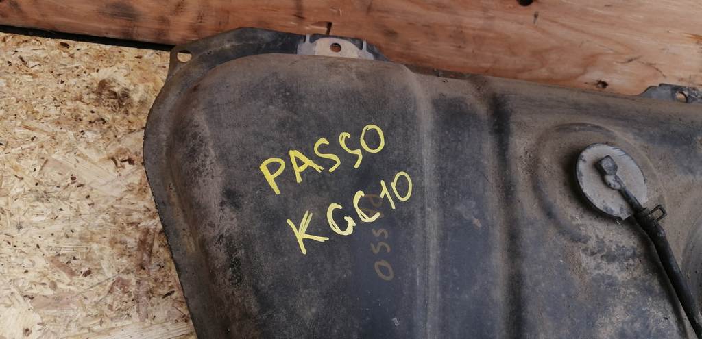 бензобак Toyota Passo