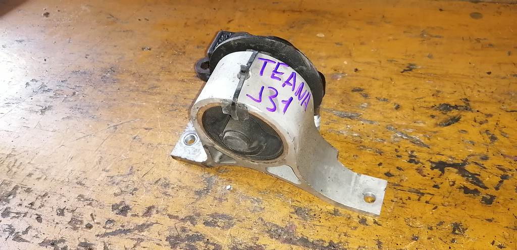 подушка двигателя Nissan Teana