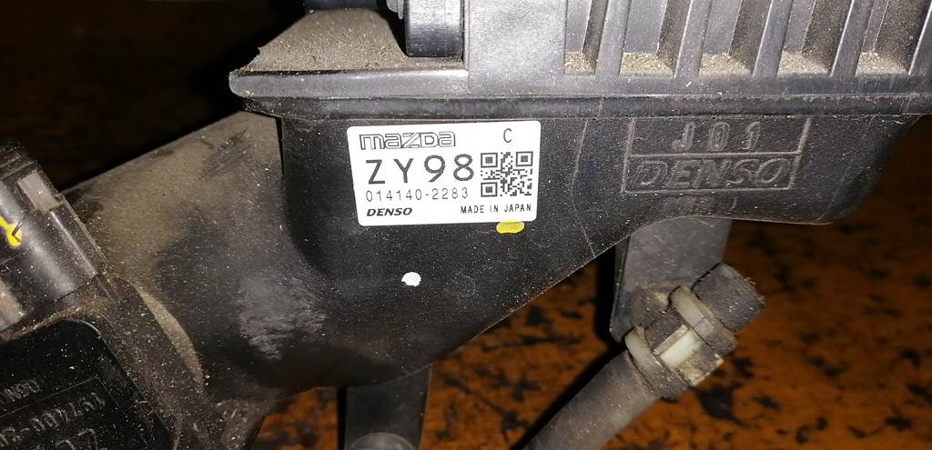 блок управления двс Mazda Axela