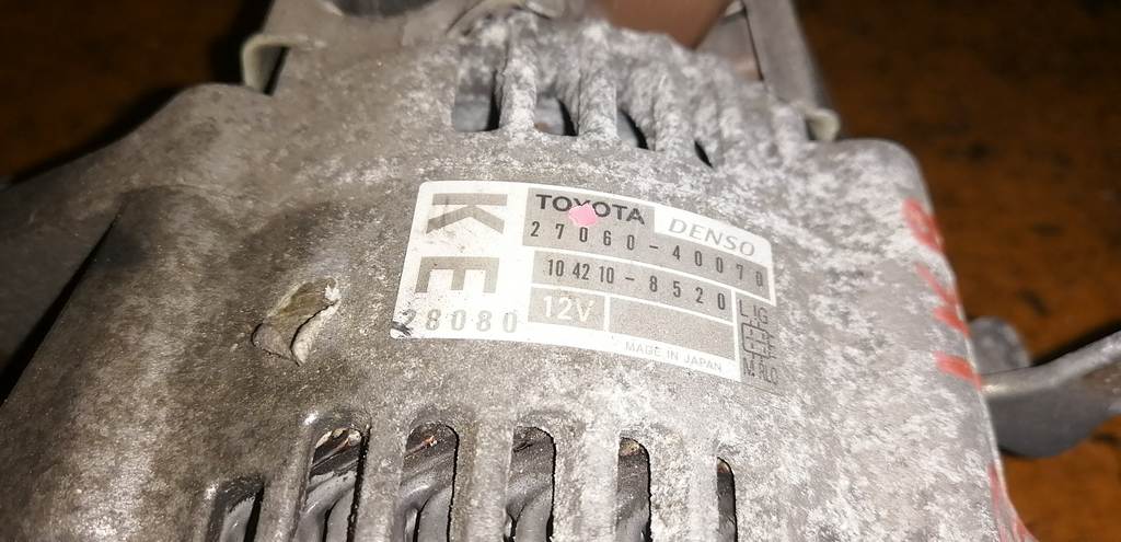 генератор Toyota Vitz
