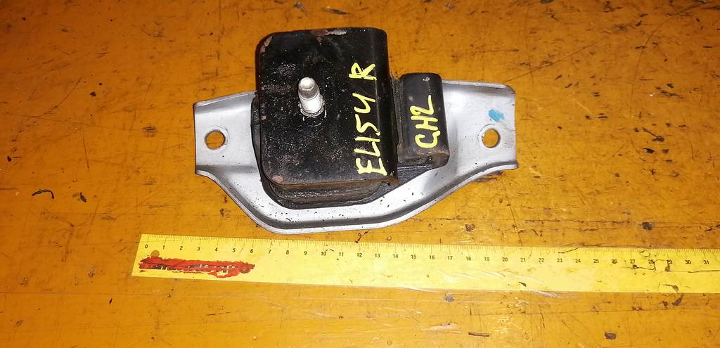 подушка двигателя Subaru Impreza