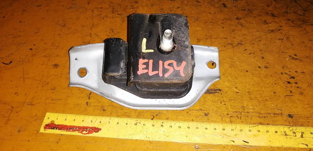 подушка двигателя Subaru Impreza