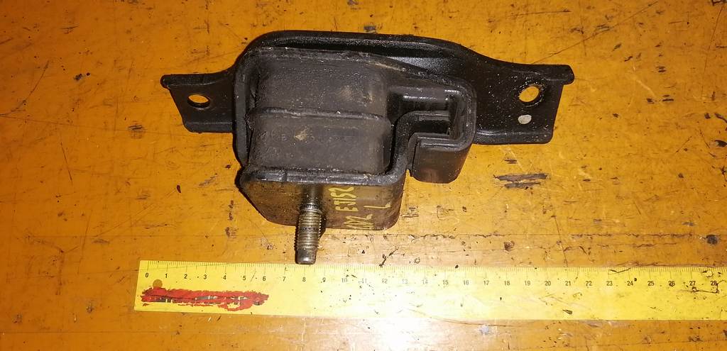 подушка двигателя Subaru Impreza
