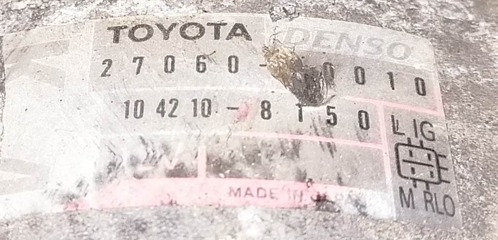 генератор Toyota Vitz