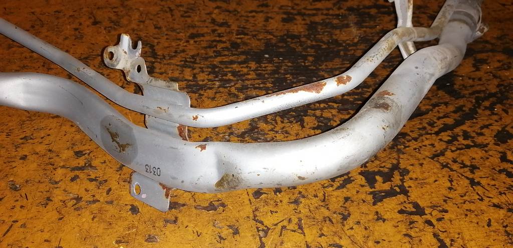 заливная горловина топливного бака Subaru Impreza