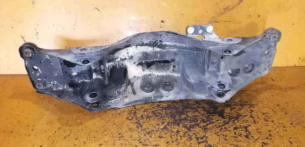 балка Subaru Forester