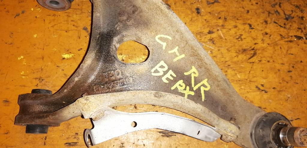 рычаг подвески Subaru Impreza
