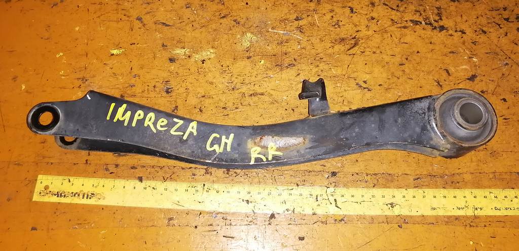 рычаг подвески Subaru Impreza