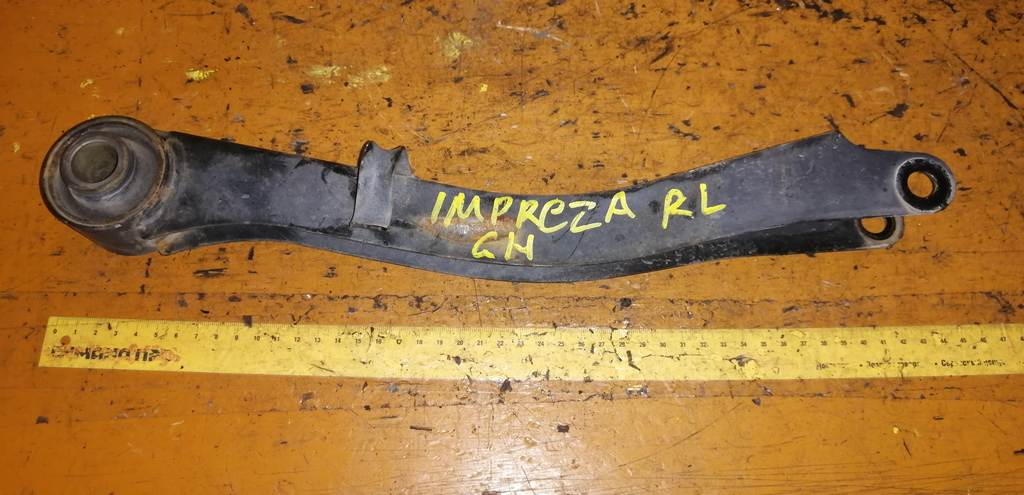 рычаг подвески Subaru Impreza