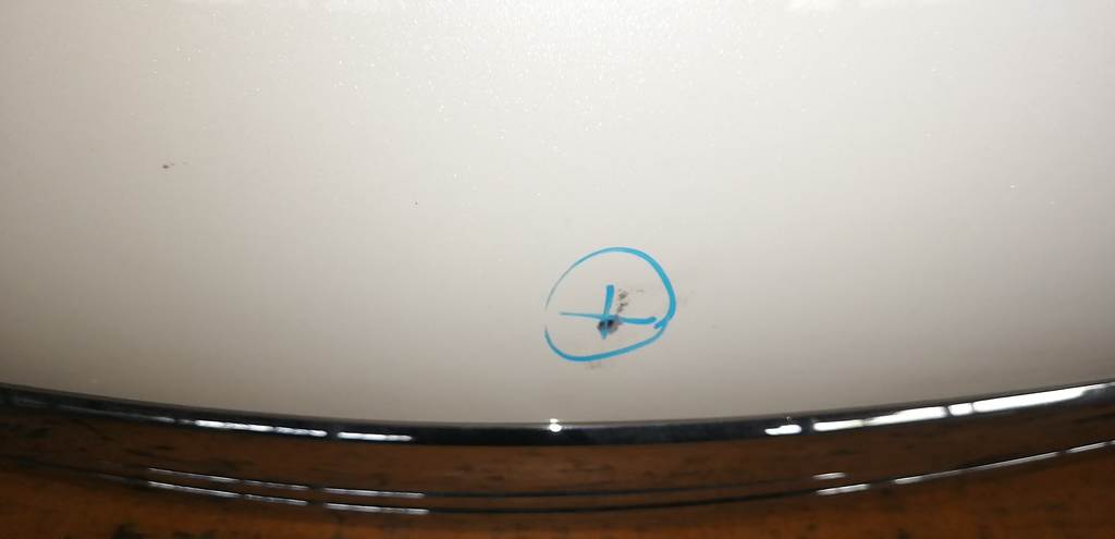 капот Nissan March