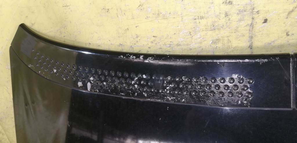 капот Honda Stepwgn