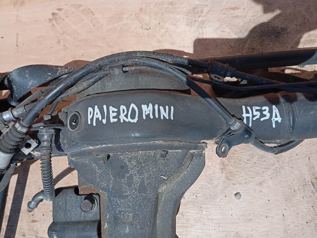 мост Mitsubishi Pajero Mini