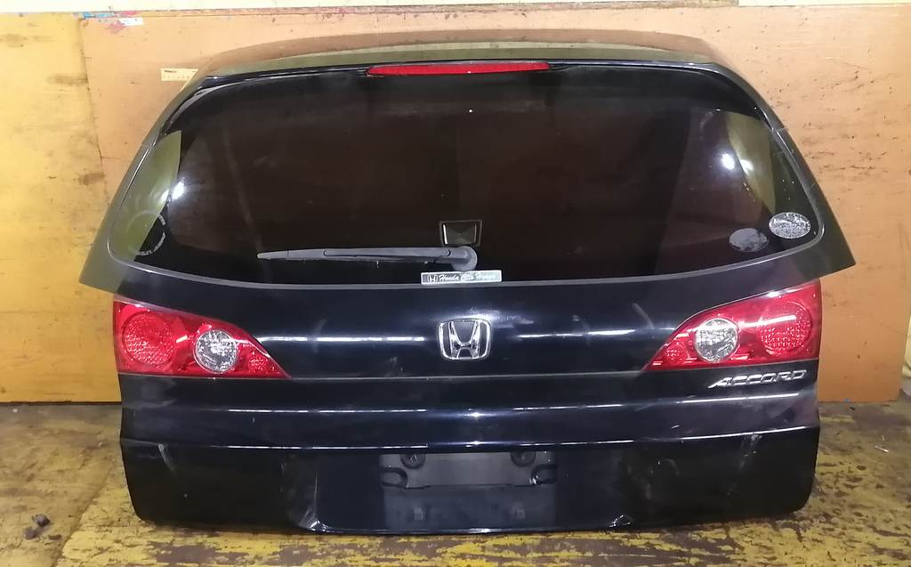 дверь 5-я Honda Accord
