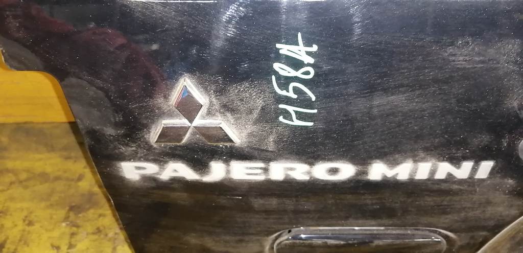 дверь 5-я Mitsubishi Pajero Mini