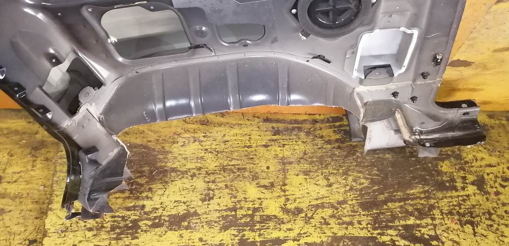 крыло Mitsubishi Pajero Mini