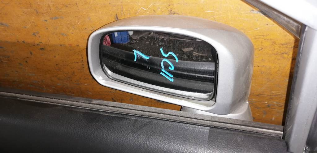 зеркало Nissan Tiida Latio