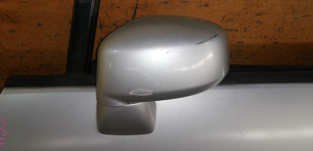 зеркало Nissan Tiida Latio