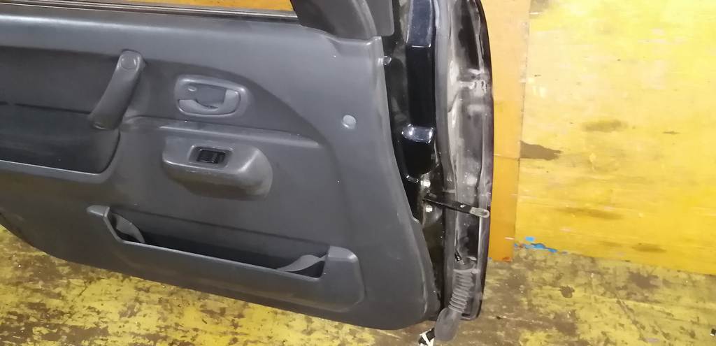 дверь Suzuki Jimny