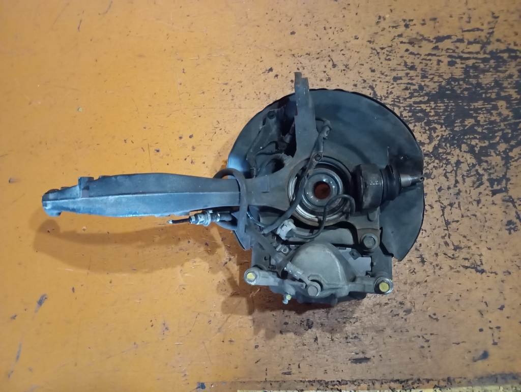 ступица Mazda Demio