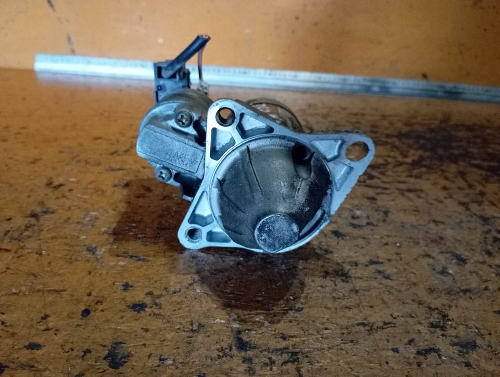 стартер Mazda Demio