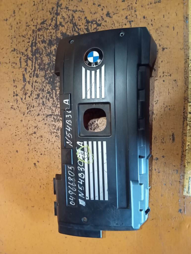 декоративная крышка двс BMW 3 Series