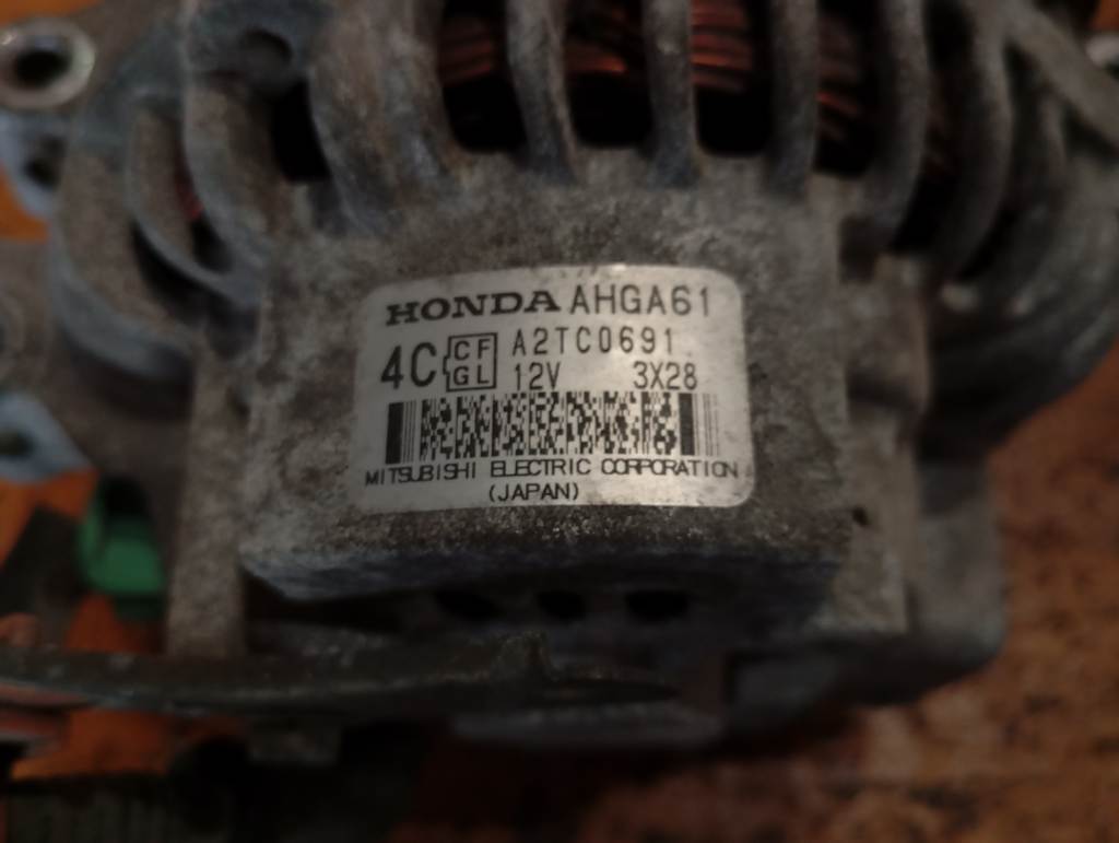 генератор Honda Stepwgn