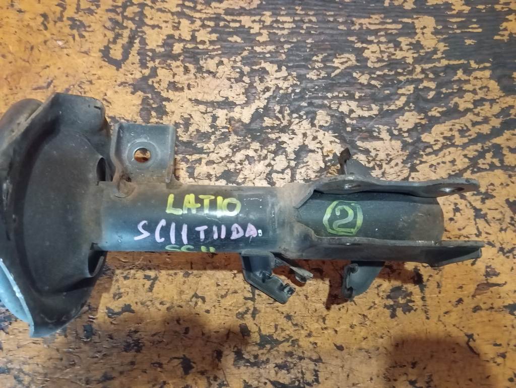 стойка Nissan Tiida Latio