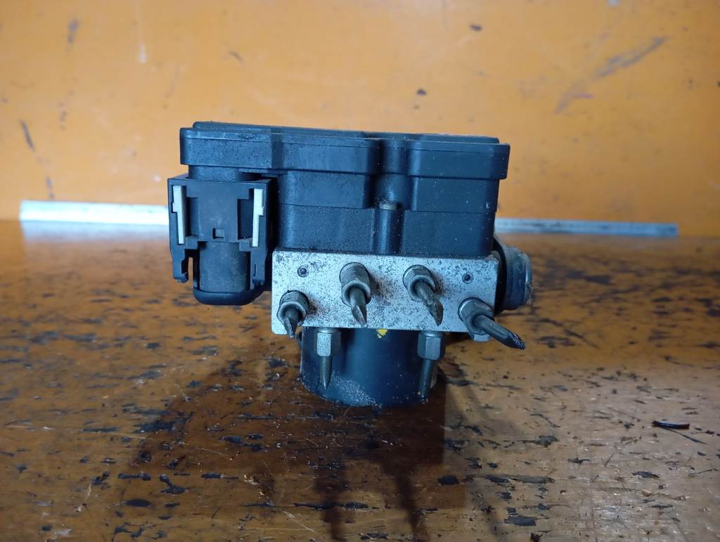 блок abs Mazda Demio