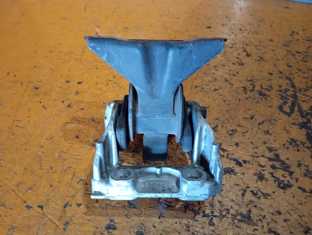 подушка двигателя Honda N Box