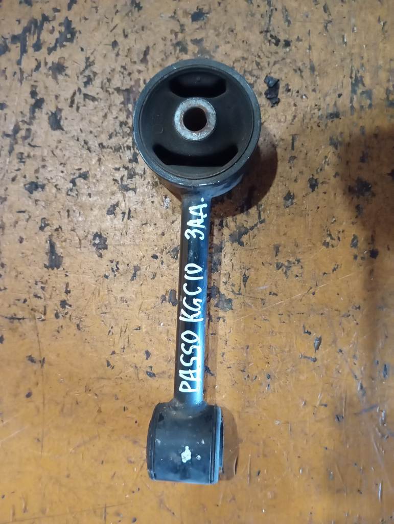 подушка двигателя Toyota Passo