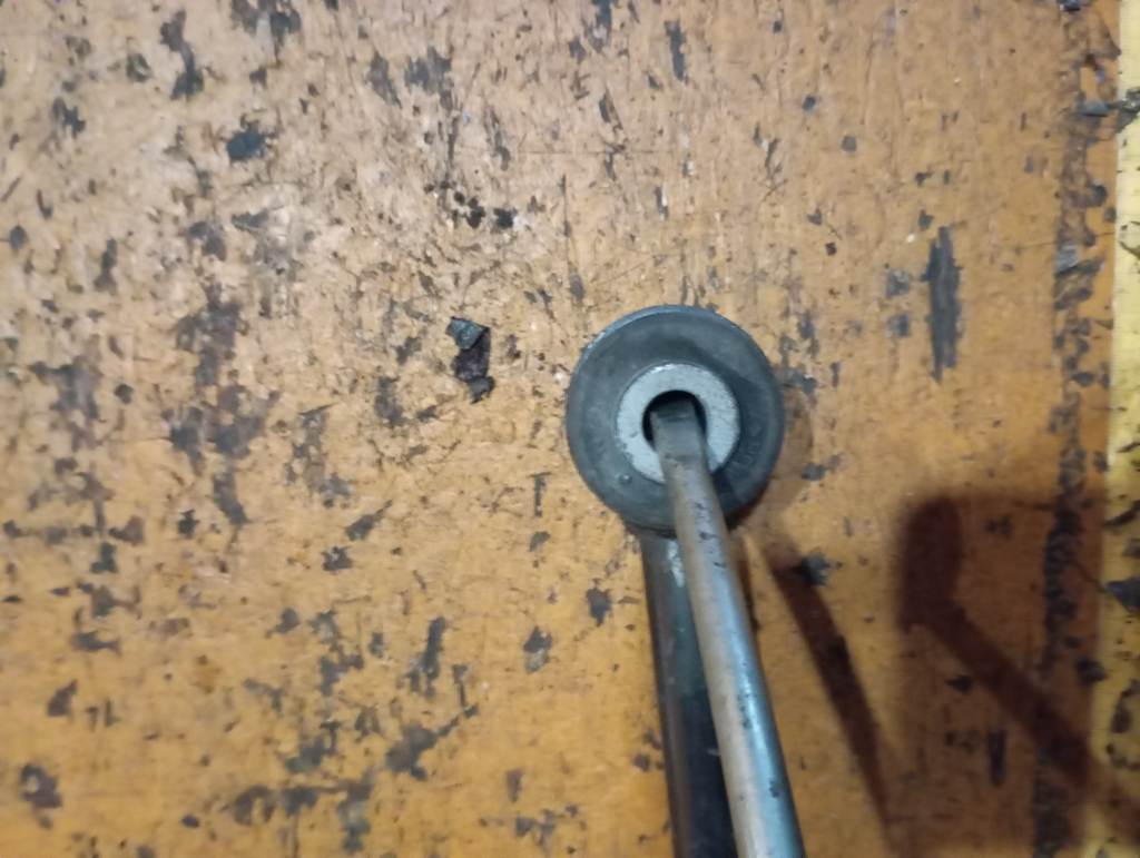 подушка двигателя Toyota Passo