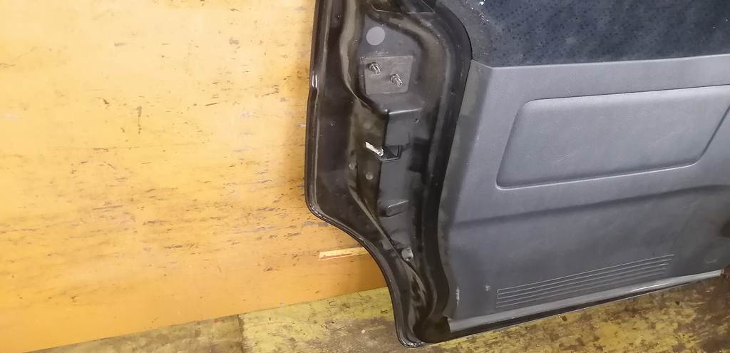 дверь Honda Stepwgn