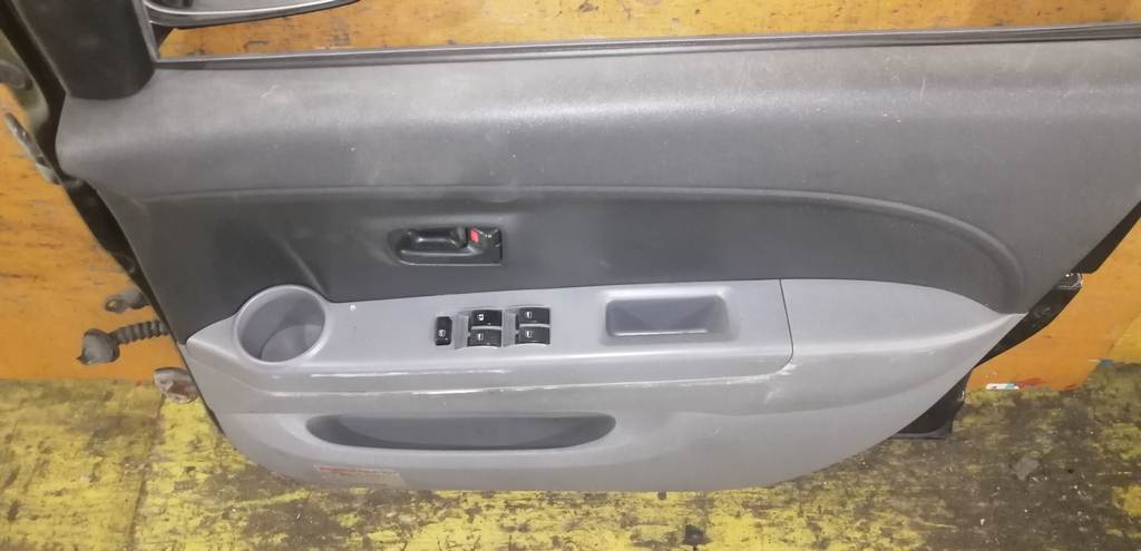 дверь Toyota Passo