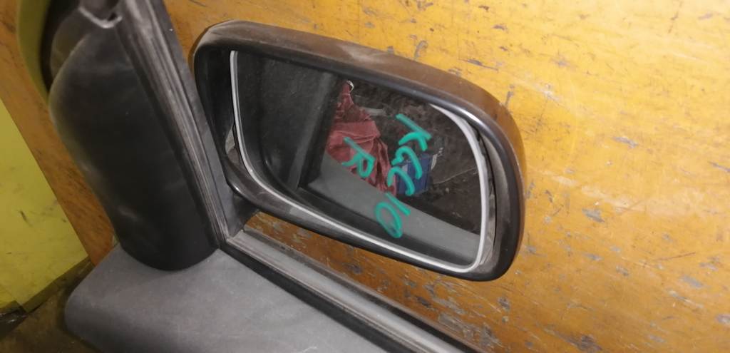 зеркало Toyota Passo