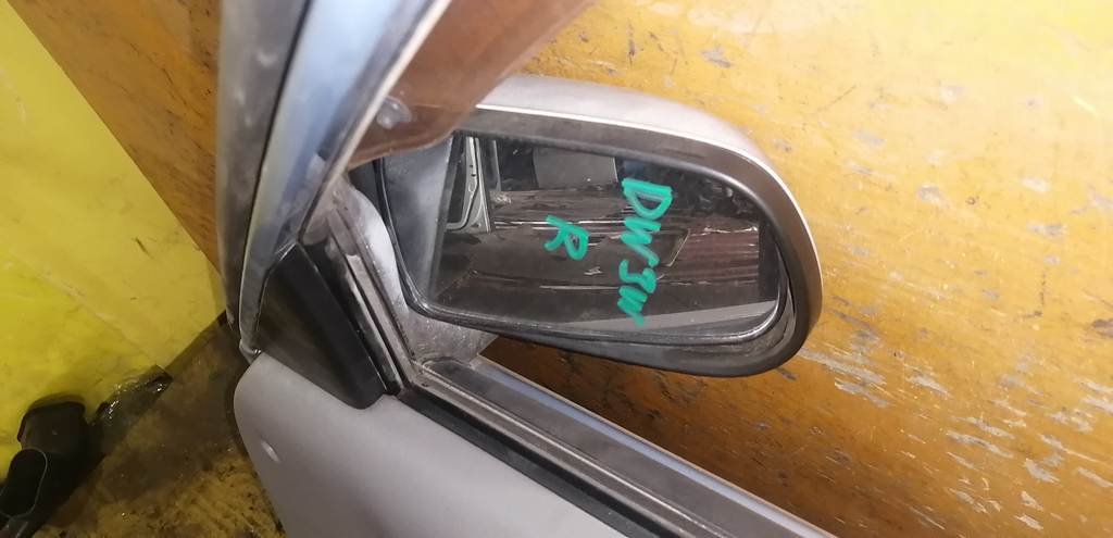зеркало Mazda Demio