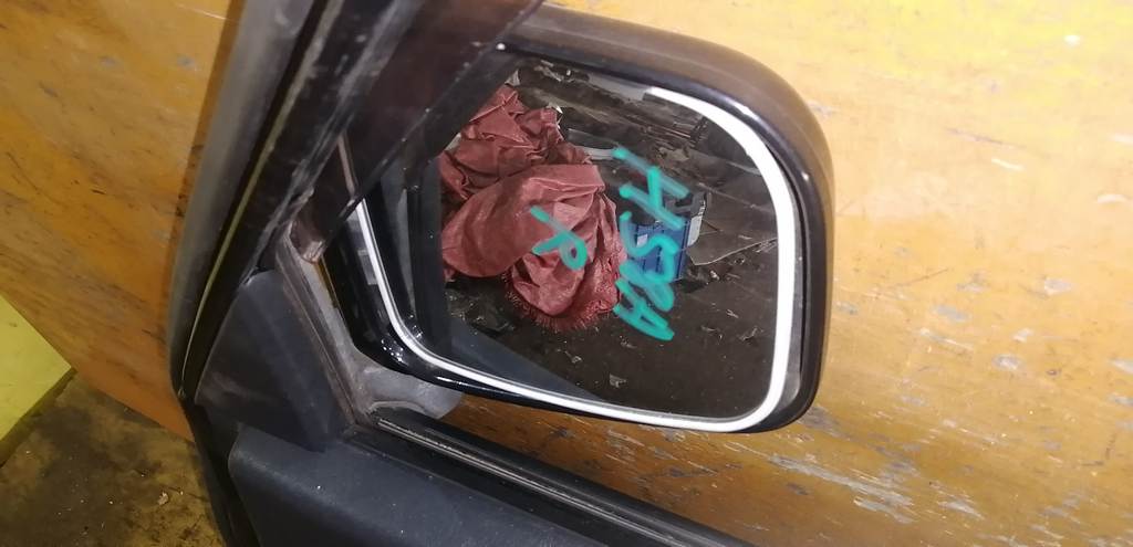 зеркало Mitsubishi Pajero Mini